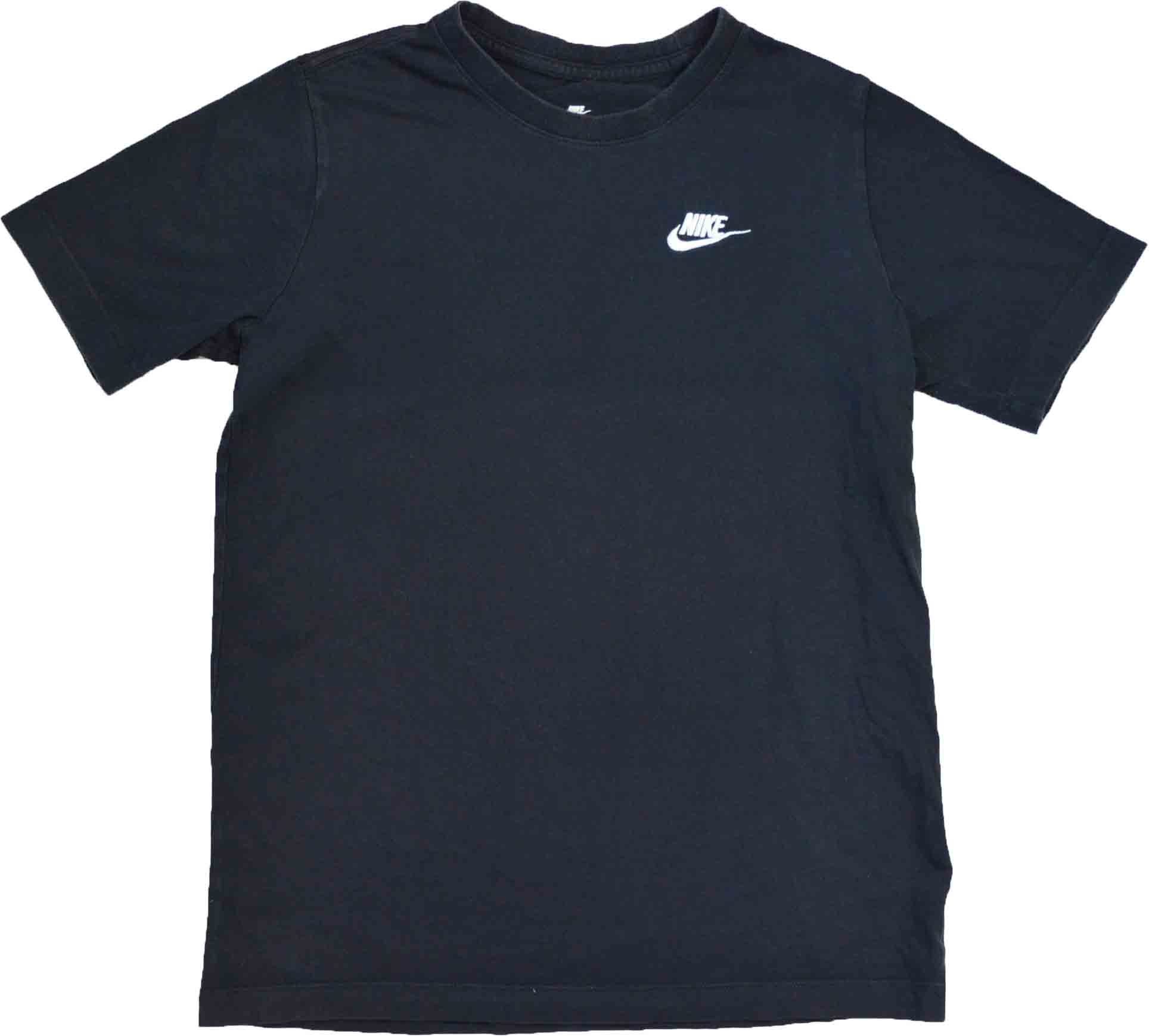Nike fekete póló 158-170 3-Jó állapot